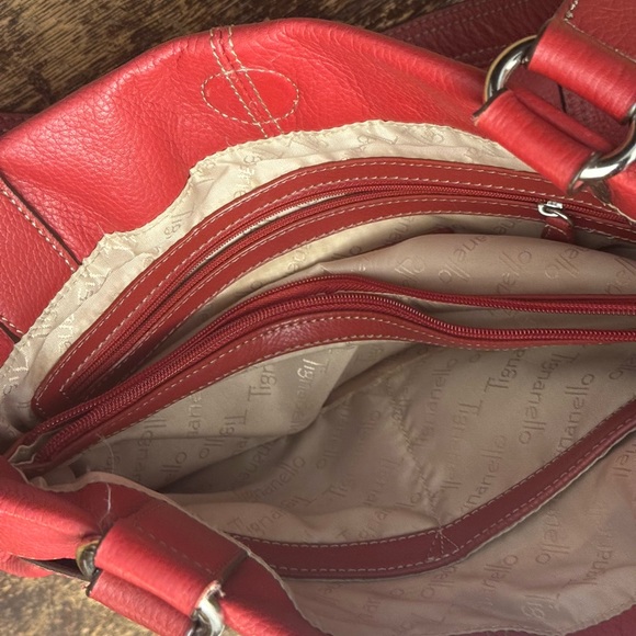 Vintage Tignanello Red Leather Shoulder Bag with Silver Hardware - Picture 2 of 2